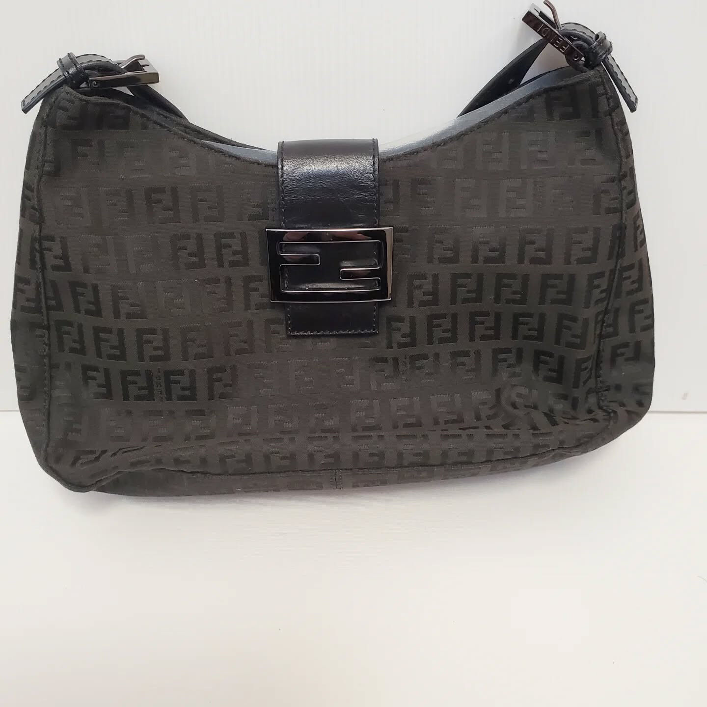 フェンディズッキーノ柄のセミショルダーバッグをお買取させてい